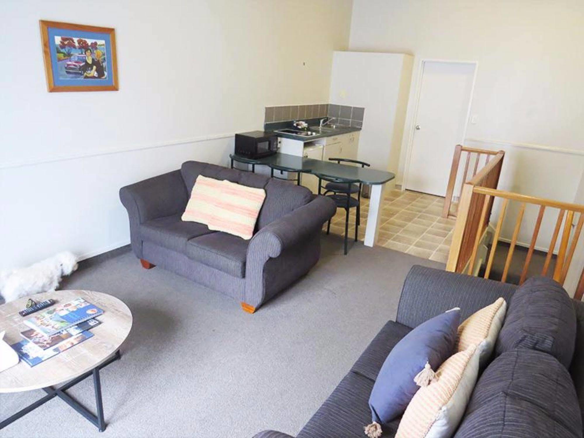 Pohutu Lodge Motel Rotorua Extérieur photo
