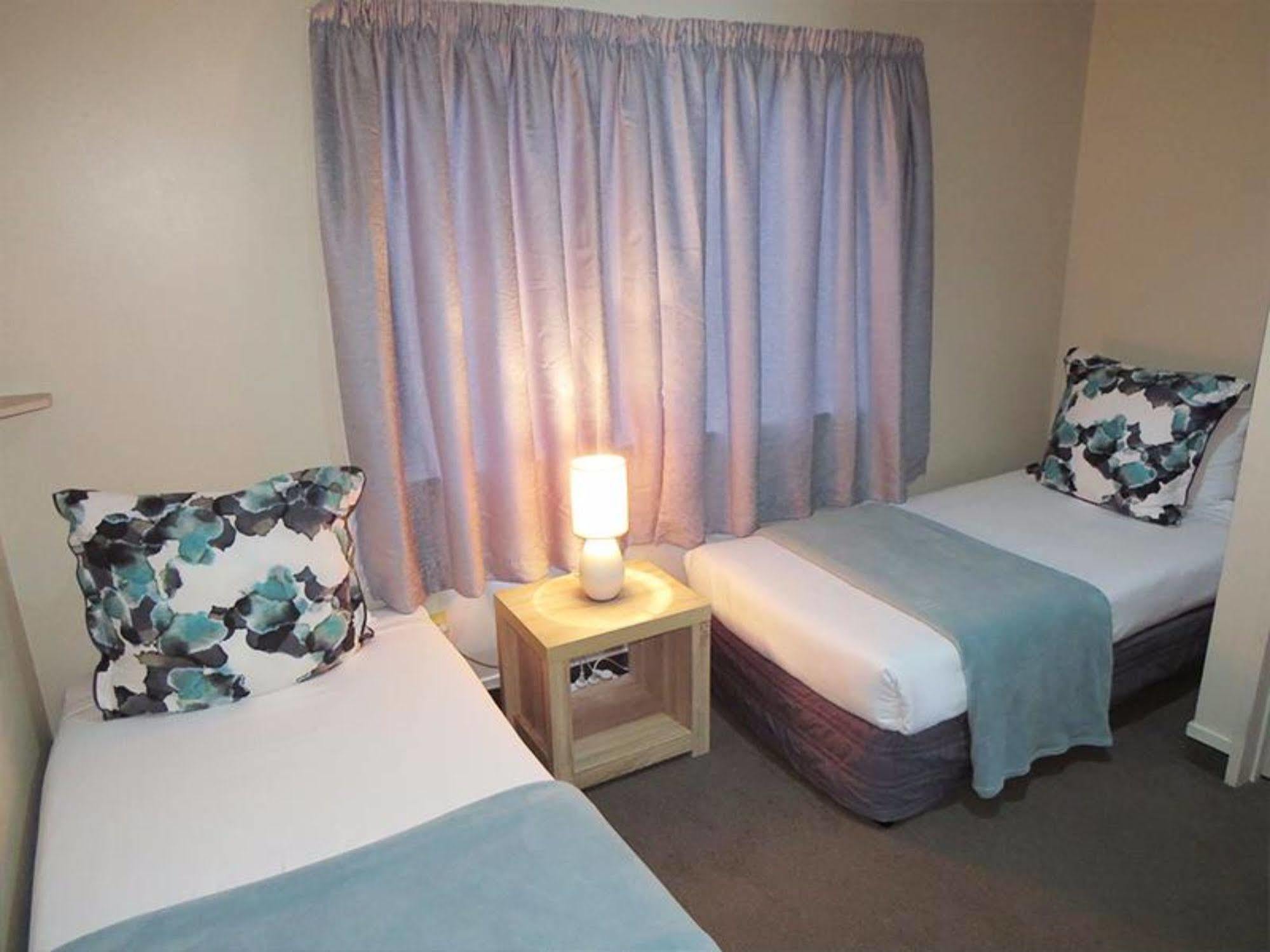 Pohutu Lodge Motel Rotorua Extérieur photo