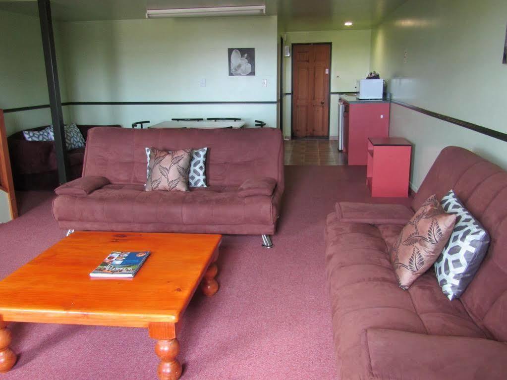 Pohutu Lodge Motel Rotorua Extérieur photo